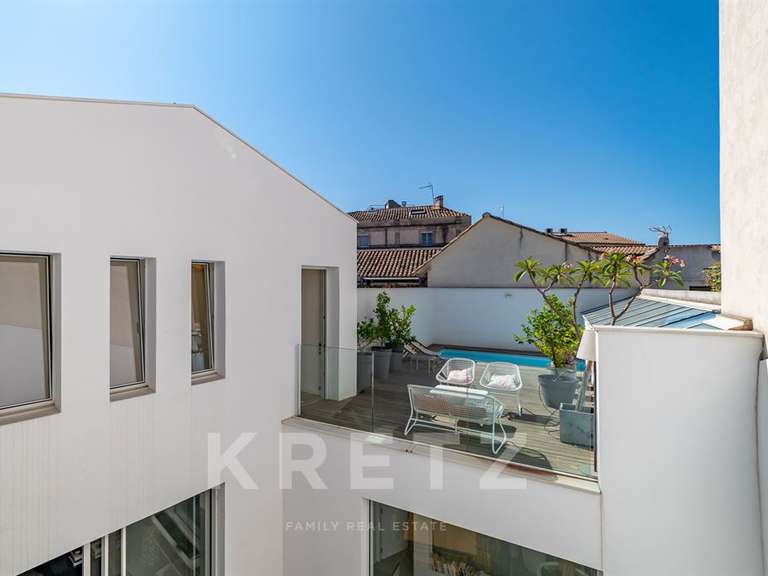 Maison Nîmes - 6 chambres - 330m²