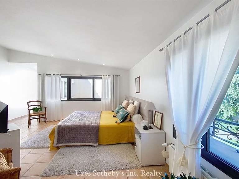 House Nîmes - 3 bedrooms - 167m²