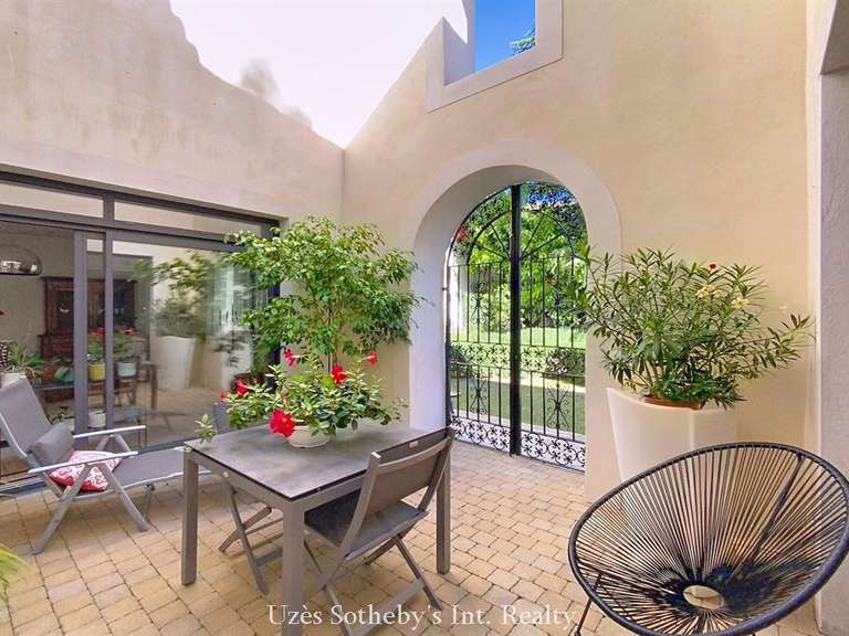 House Nîmes - 3 bedrooms - 167m²