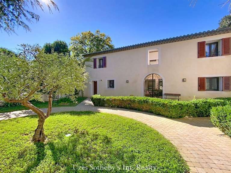 House Nîmes - 3 bedrooms - 167m²