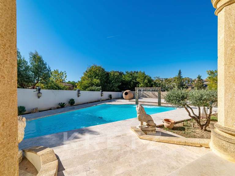 Maison Nîmes - 4 chambres - 430m²