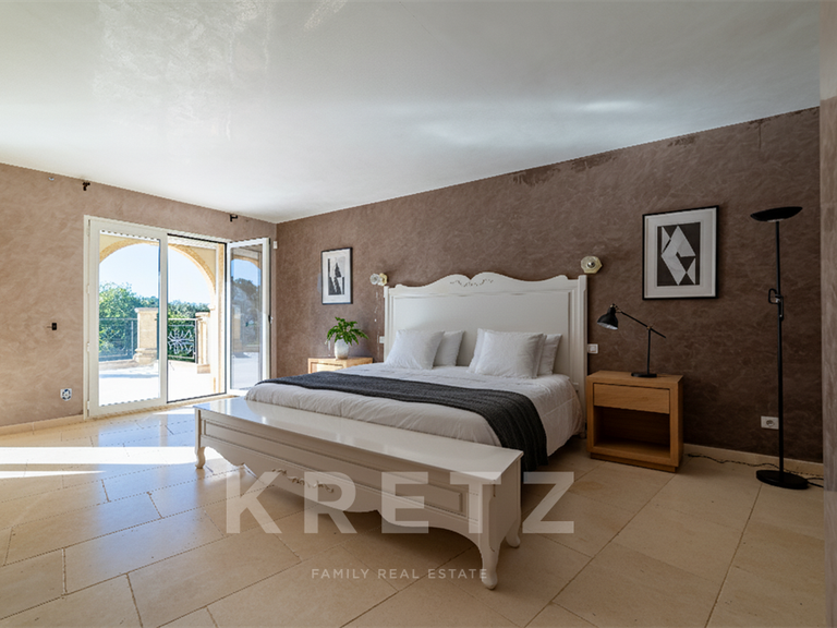 Maison Nîmes - 4 chambres - 430m²