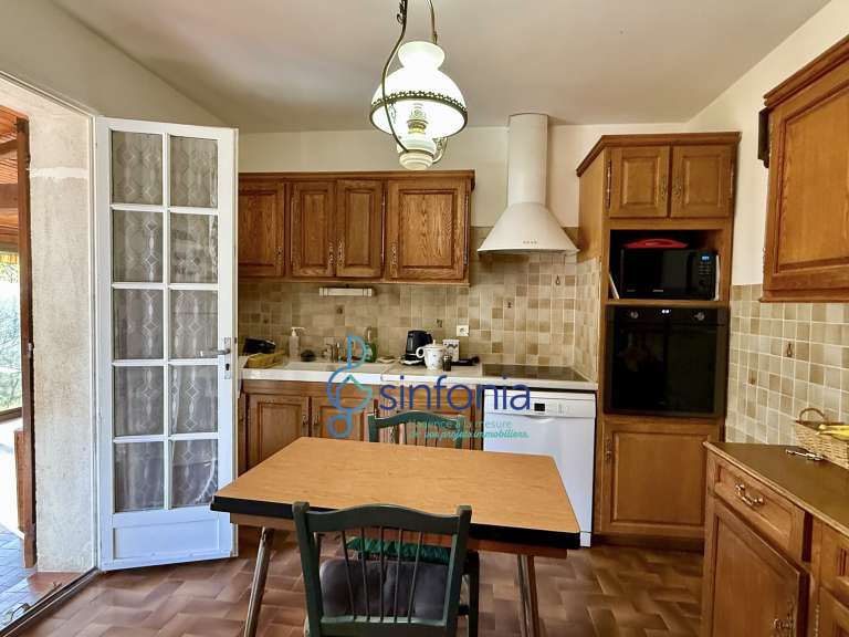 House Nîmes - 5 bedrooms - 192m²