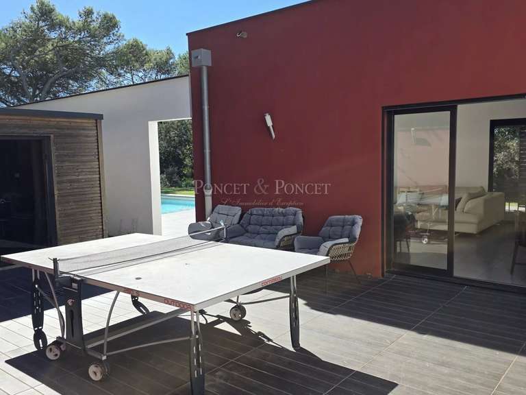 House Nîmes - 7 bedrooms - 287m²