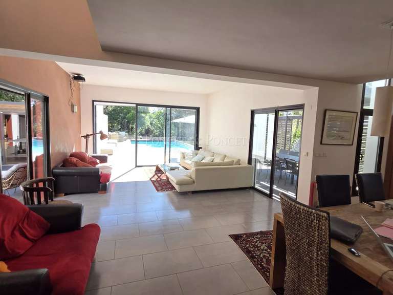 House Nîmes - 7 bedrooms - 287m²