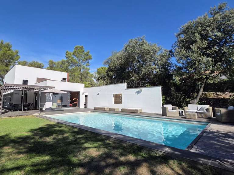 House Nîmes - 7 bedrooms - 287m²