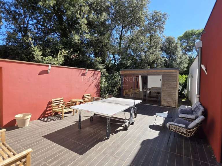 House Nîmes - 7 bedrooms - 287m²