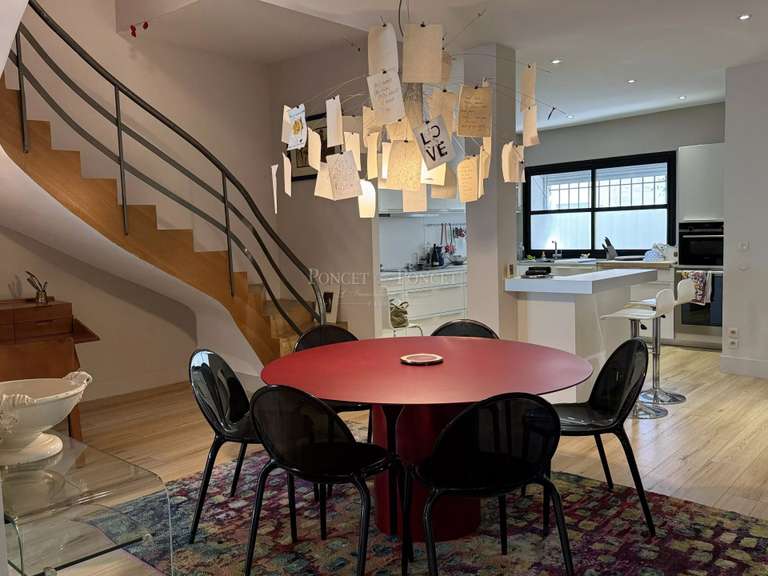 Maison Nîmes - 4 chambres - 185m²