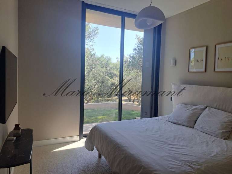 House Nîmes - 4 bedrooms - 240m²