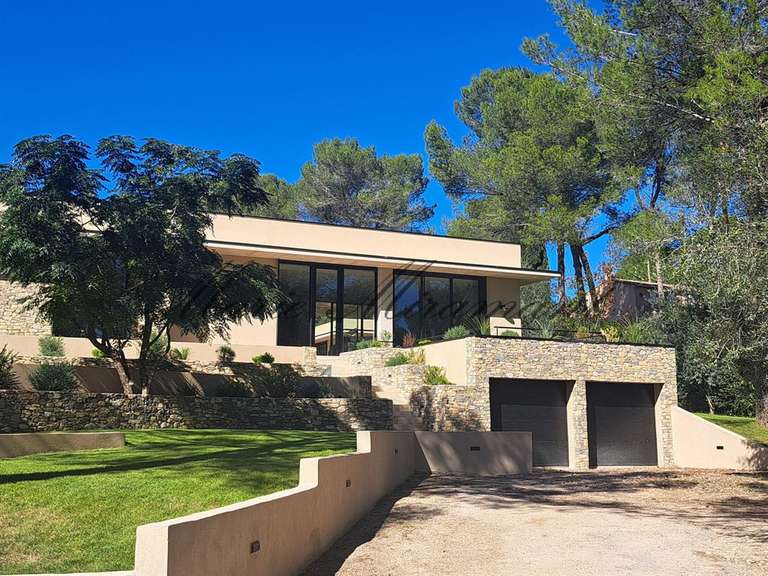 Maison Nîmes - 4 chambres - 240m²