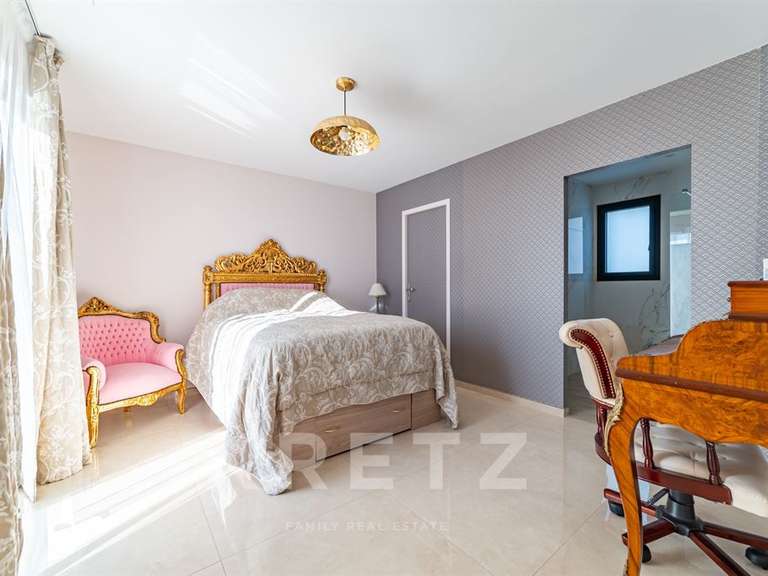 House Nîmes - 4 bedrooms - 170m²