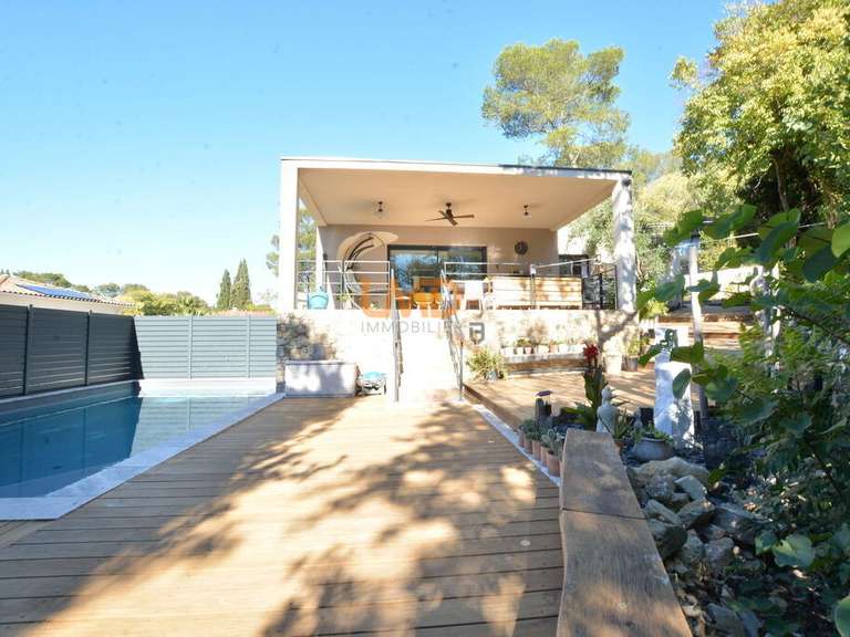 House Nîmes - 4 bedrooms - 147m²