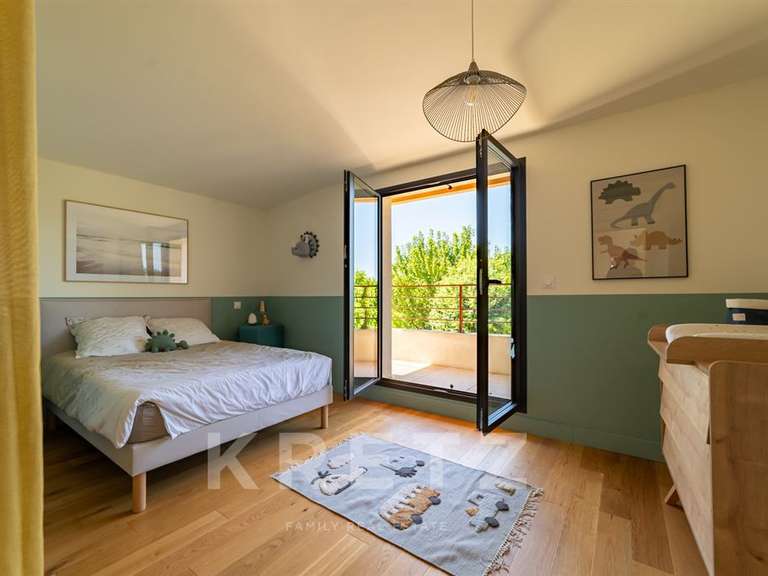 Maison Nîmes - 5 chambres - 270m²