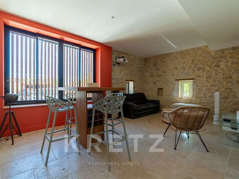 Maison Nîmes - 5 chambres - 270m²