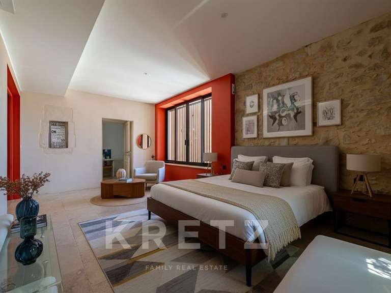 House Nîmes - 5 bedrooms - 270m²