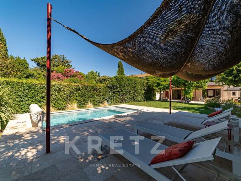 Maison Nîmes - 5 chambres - 270m²