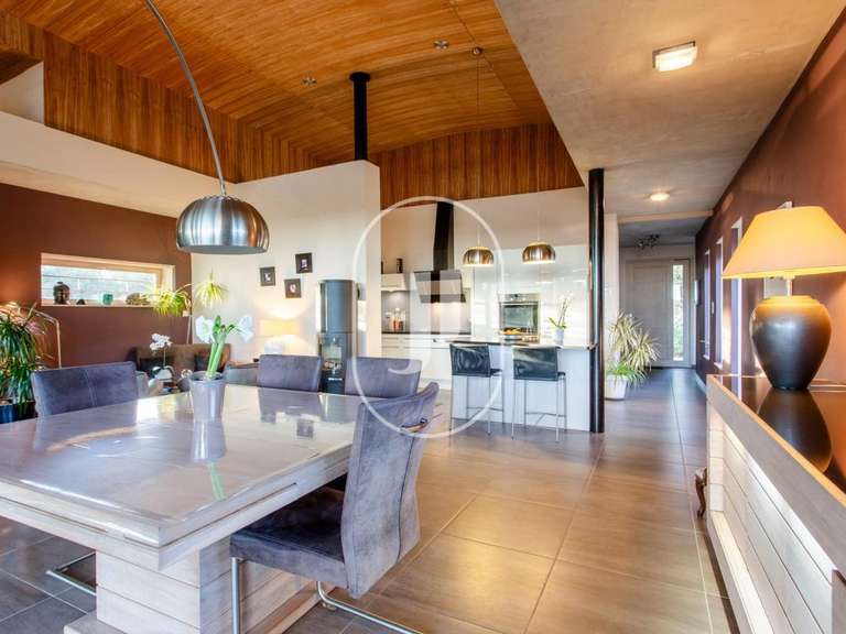 Maison Nîmes - 3 chambres - 225m²