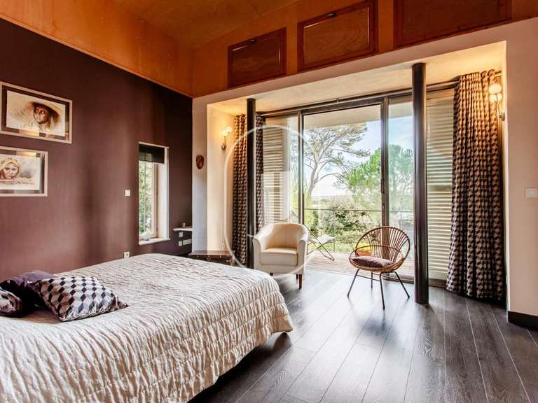 Maison Nîmes - 3 chambres - 225m²