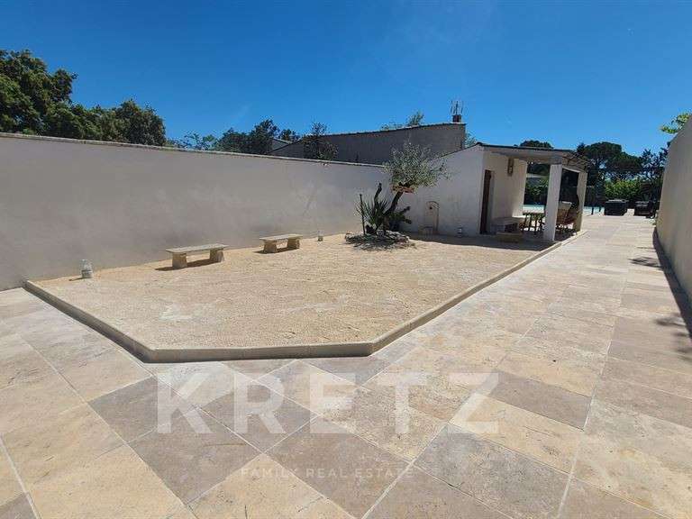 House Nîmes - 4 bedrooms - 200m²