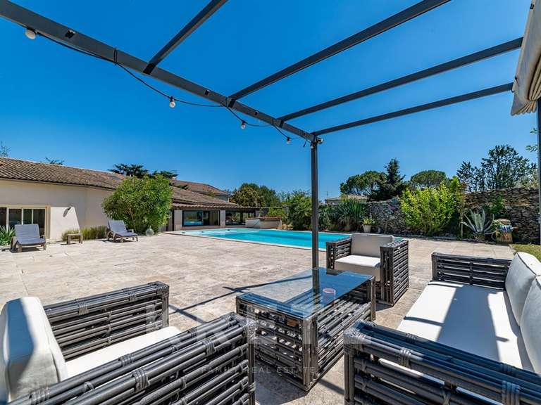 House Nîmes - 4 bedrooms - 200m²