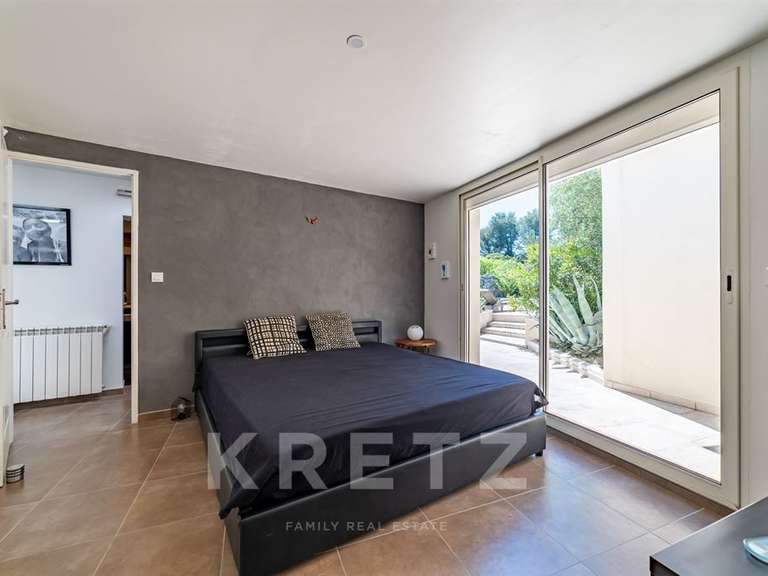 House Nîmes - 4 bedrooms - 200m²