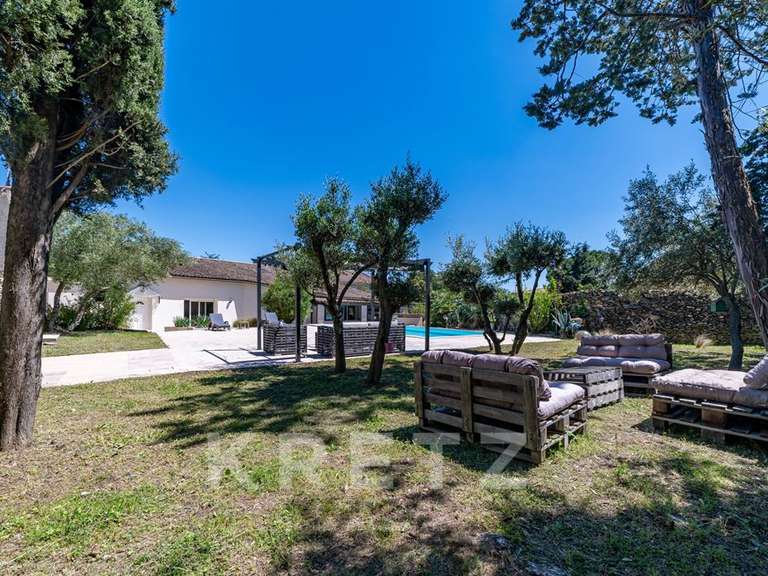House Nîmes - 4 bedrooms - 200m²