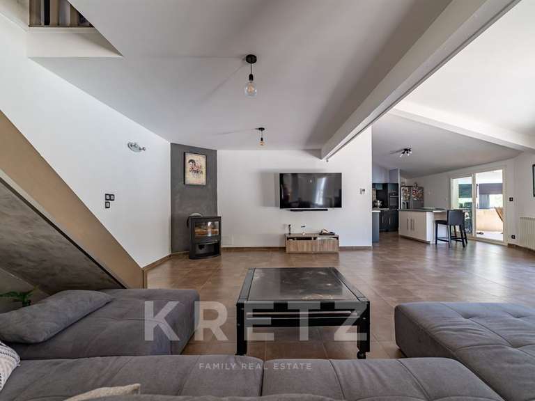 House Nîmes - 4 bedrooms - 200m²