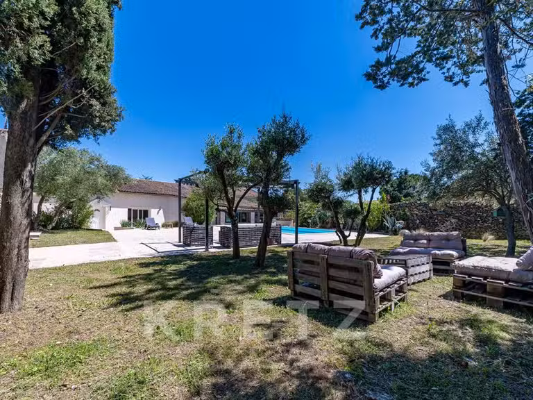 House Nîmes - 4 bedrooms - 200m²