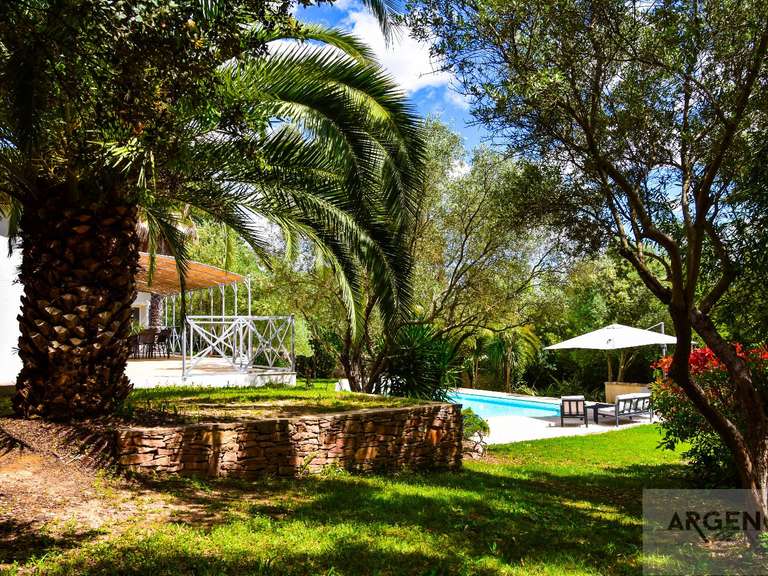 Maison Nîmes - 5 chambres - 185m²