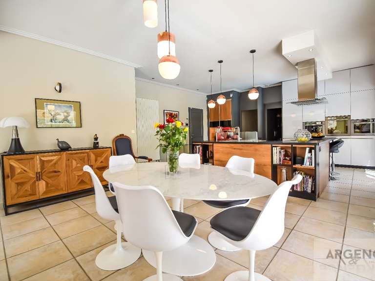 Maison Nîmes - 5 chambres - 185m²