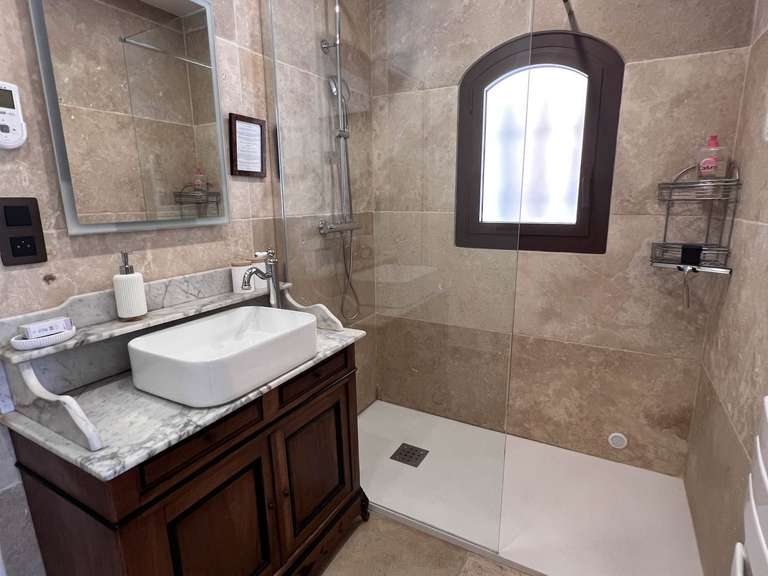 House Nîmes - 7 bedrooms - 275m²