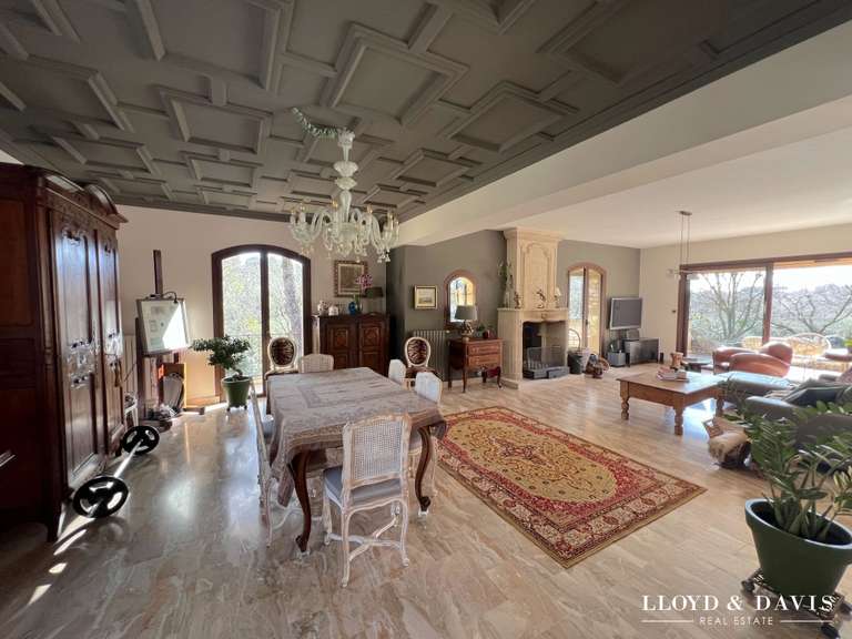 House Nîmes - 7 bedrooms - 275m²