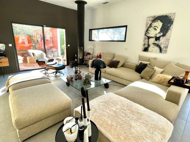 Maison Nîmes - 4 chambres - 191m²