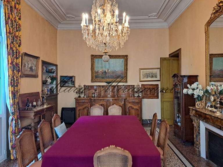 Maison Nîmes - 7 chambres - 550m²