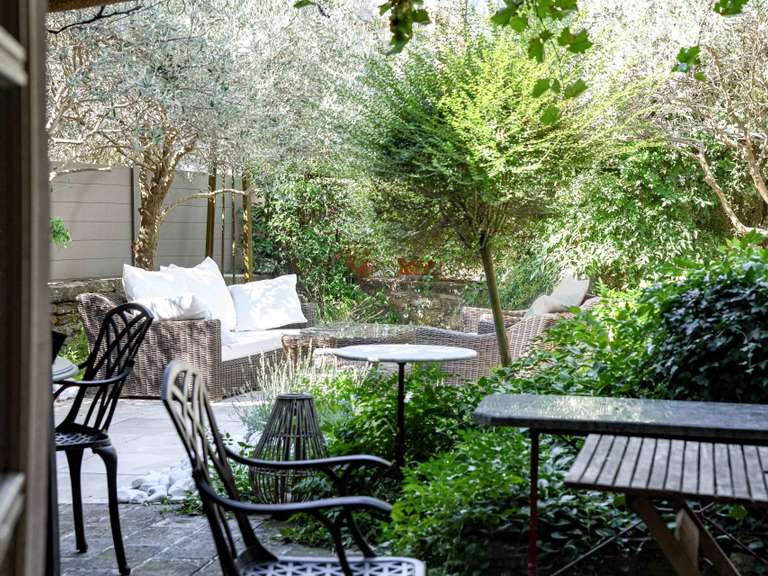 Maison Nîmes - 4 chambres - 478m²