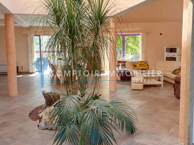 Maison Nîmes - 4 chambres - 295m²