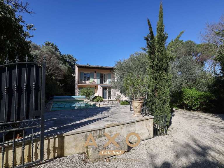 House Nîmes - 4 bedrooms