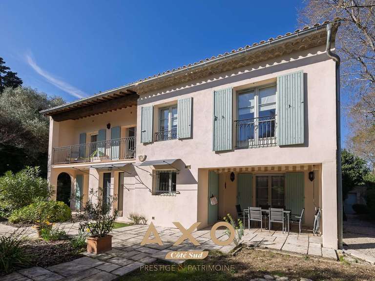 House Nîmes - 4 bedrooms