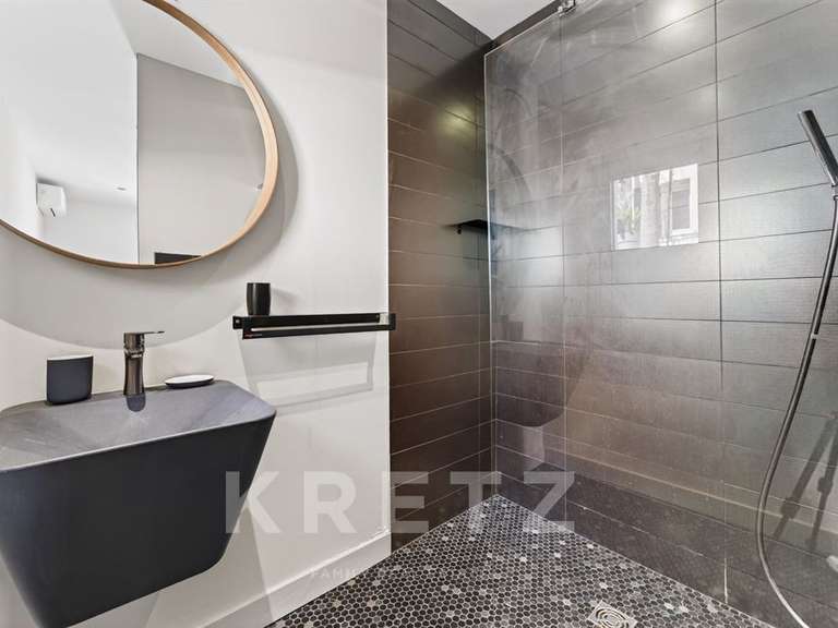 Maison Nîmes - 5 chambres - 360m²