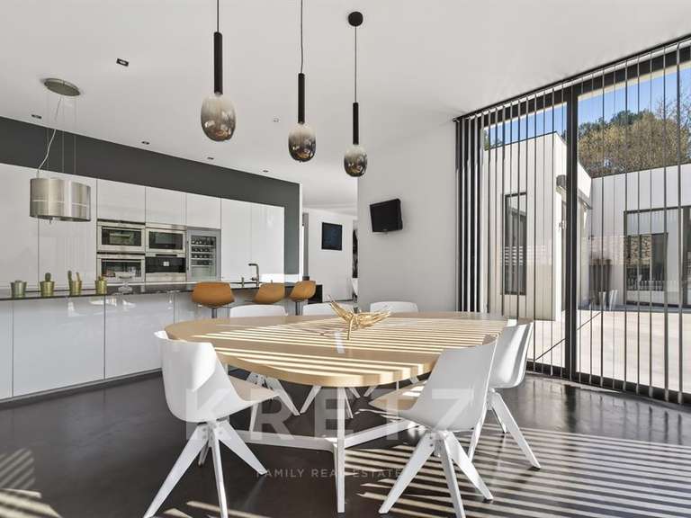 Maison Nîmes - 5 chambres - 360m²