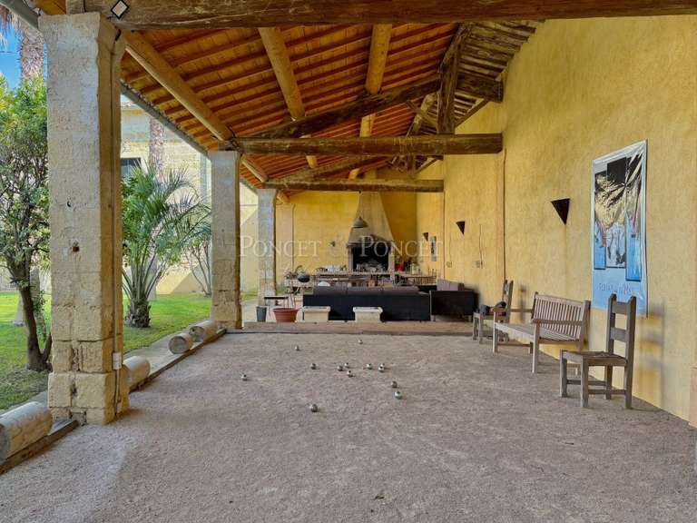 Maison Nîmes - 7 chambres - 730m²