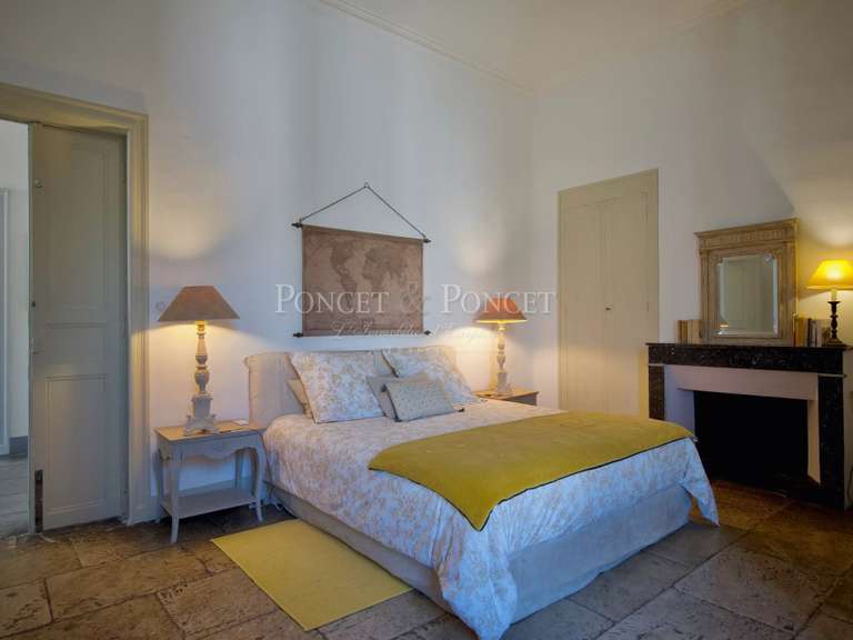 Maison Nîmes - 7 chambres - 730m²