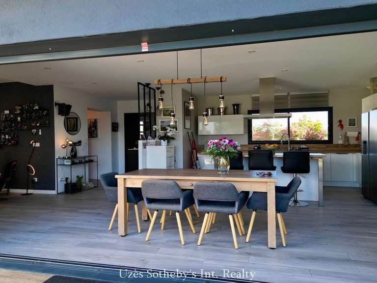 Maison Nîmes - 4 chambres - 160m²