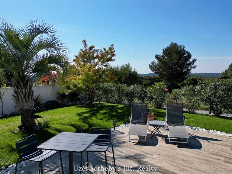 House Nîmes - 4 bedrooms - 168m²