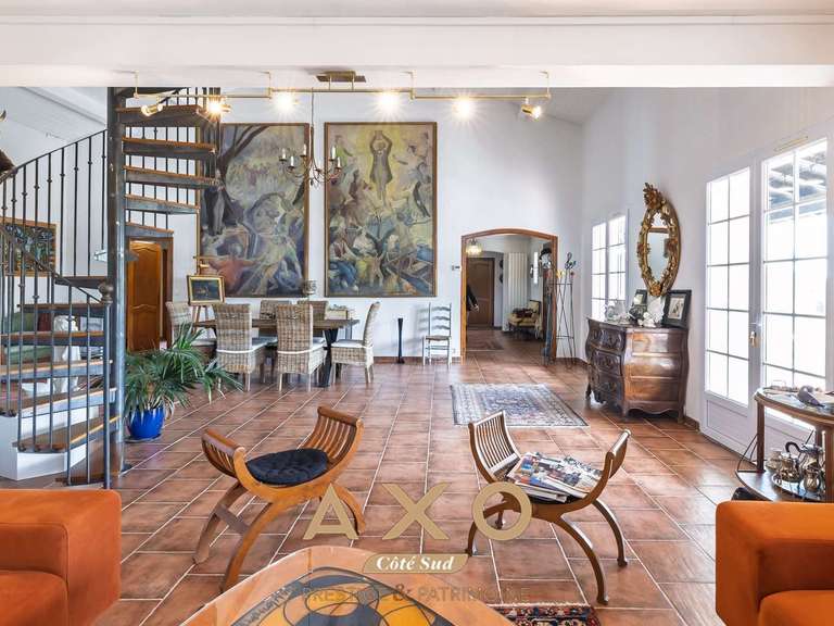 House Nîmes - 5 bedrooms