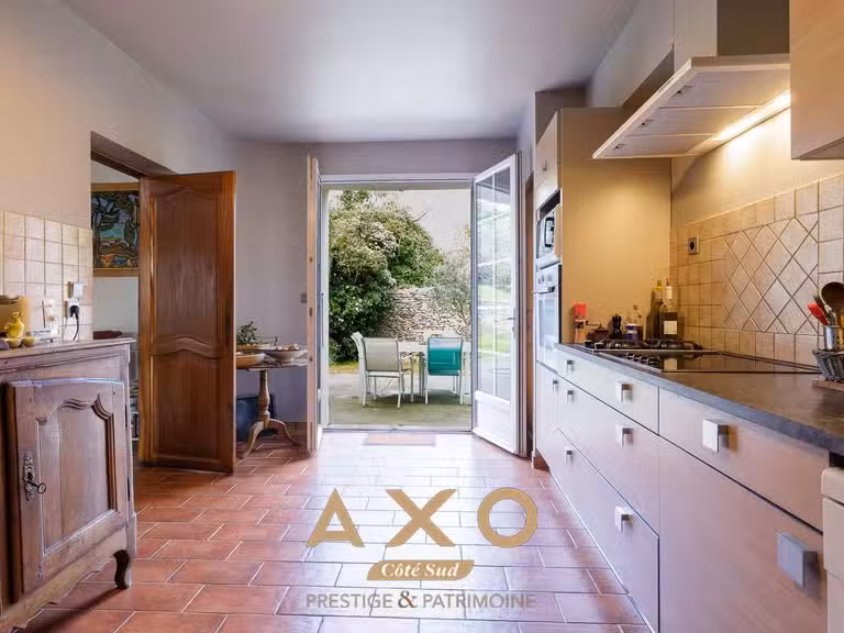 House Nîmes - 5 bedrooms
