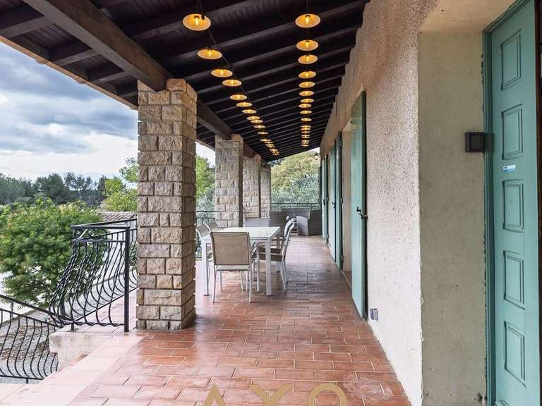 House Nîmes - 5 bedrooms