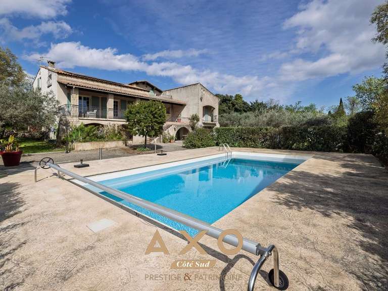 House Nîmes - 5 bedrooms