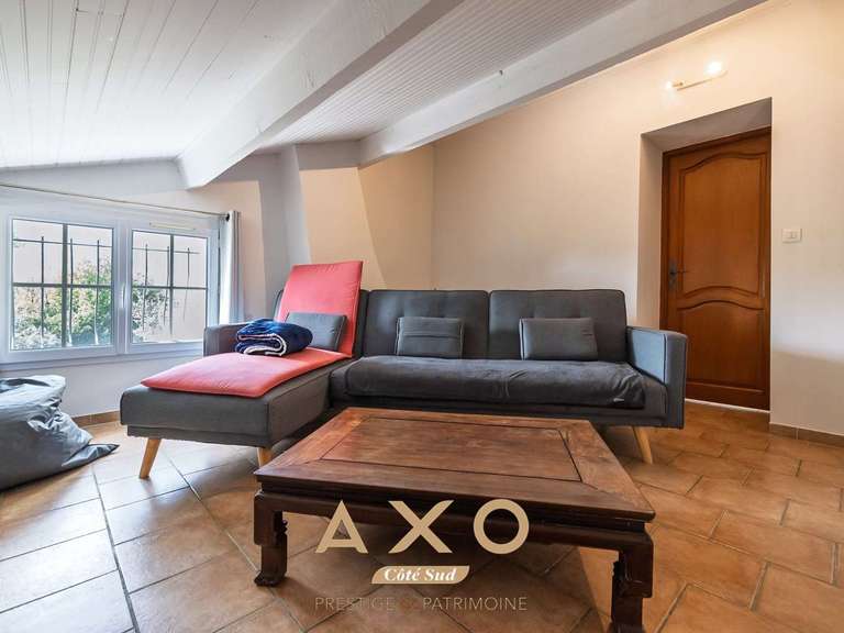 House Nîmes - 5 bedrooms