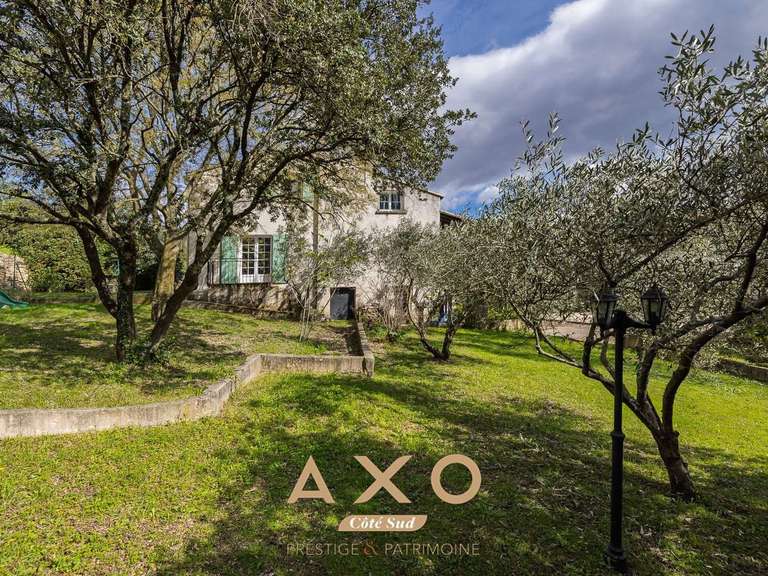 House Nîmes - 5 bedrooms